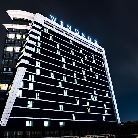 Windsor Hotel & Convention Center Estambul Exterior foto